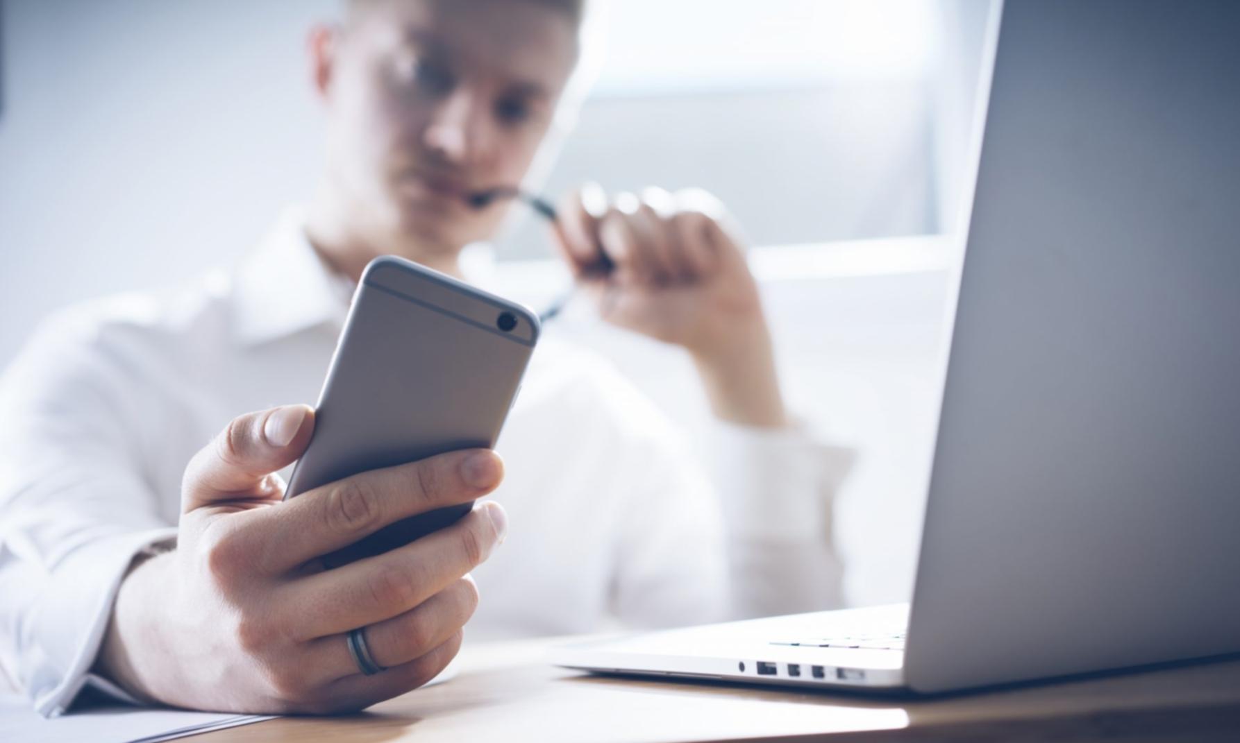 Uczestnicy programu podczas pracy z instruktorem online